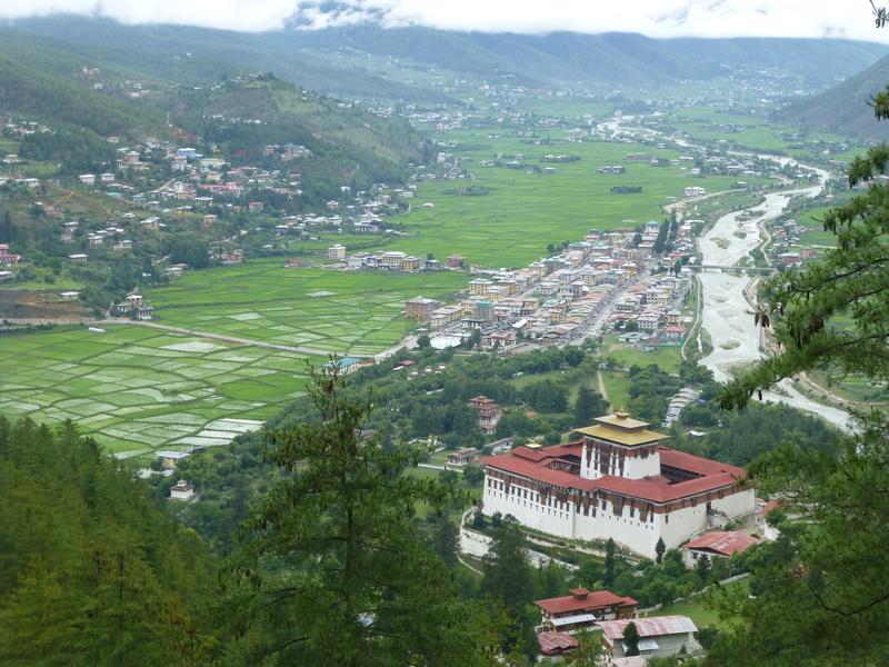 Blick auf Paro in Bhutan