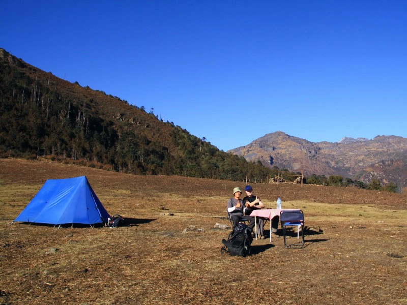 Zelt beim Trekking in Bhutan