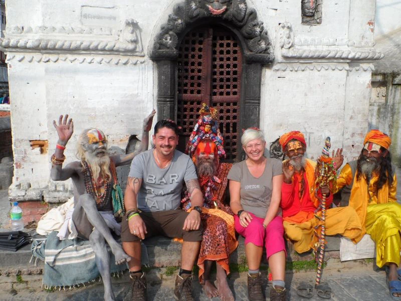 Zusammen mit Mönchen in Kathmandu