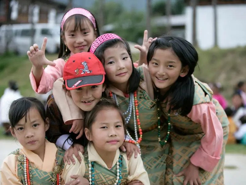 Einheimische Kinder in Bhutan