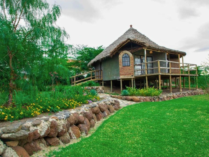 Garten des Hotels in Arusha, Tansania
