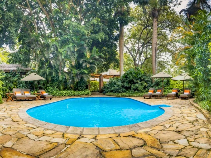 Pool des Special Stay in Arusha, Tansania