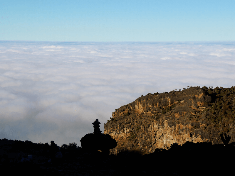Blick vom Flughafen am Kilimanjaro