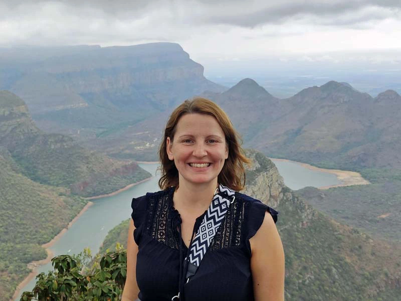 Michaela 💚 von erlebe – Ihre Afrika-Reisespezialistin