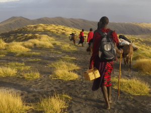 Wanderung am Kraterrand des Ngorongoro Tansania