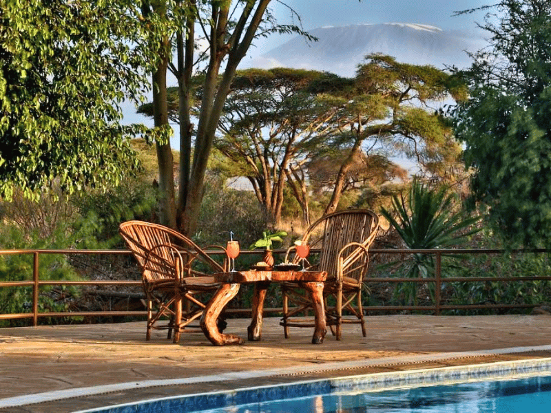 Ausbilick auf den Kilimandscharo vom Tented Camp im Amboseli Nationalpark, Kenia