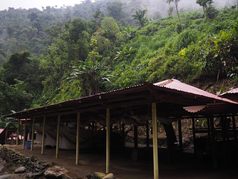 Einfache Unterkunft auf dem Weg nach Ciudad Perdida in Kolumbien