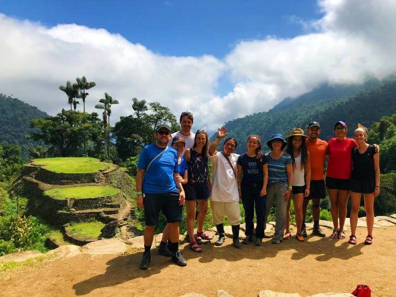 Gruppe vor Ciudad Perdida in Kolumbien