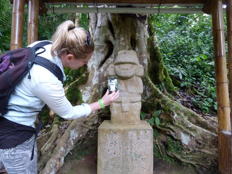 Foto von Steinfigur in San Agustin in Kolumbien