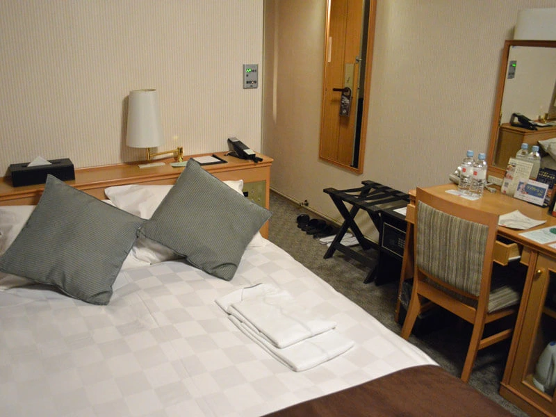 Japan Highlights Rundreise Hotelzimmer Osaka