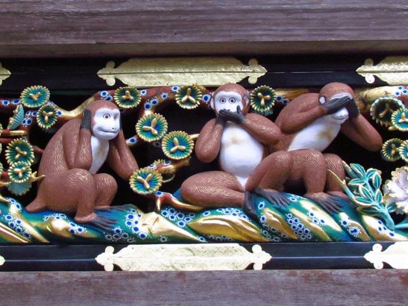 Statue von den drei tauben, stummen und blinden Affen in Kamakura