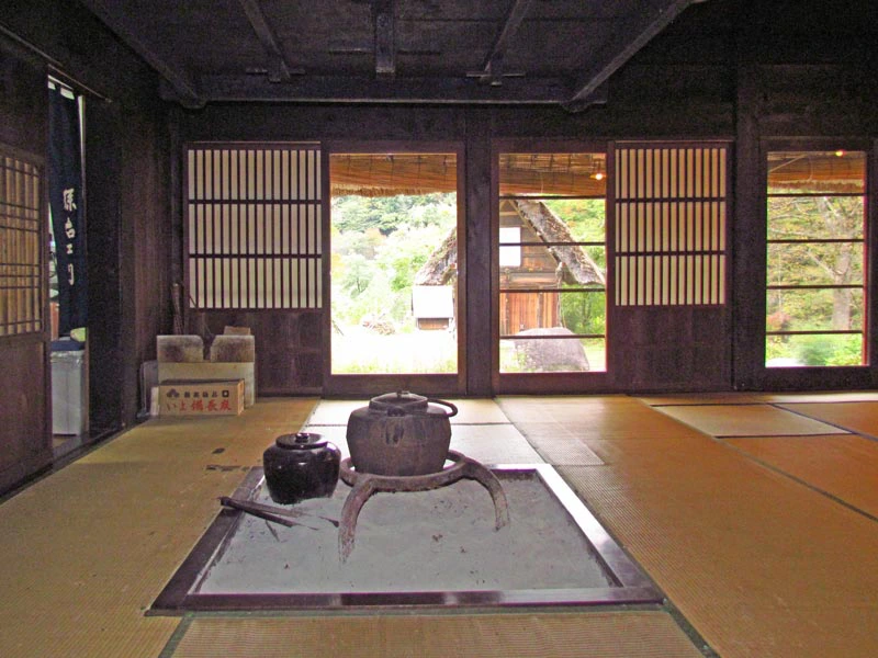Kochstelle im Minshuku in Shirakawago