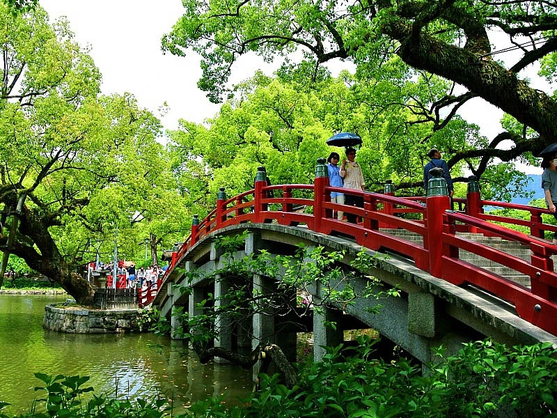 Alte Bruecke in Fukoka in Japan