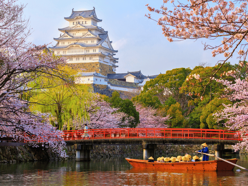 Brücke vor der Burg Himeji