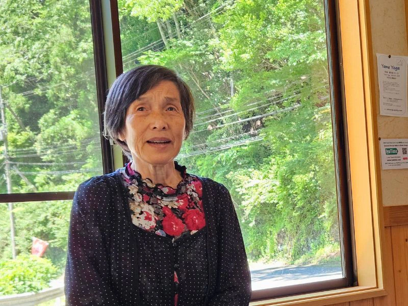 Frau im Iya Tal in Shikoko in Japan