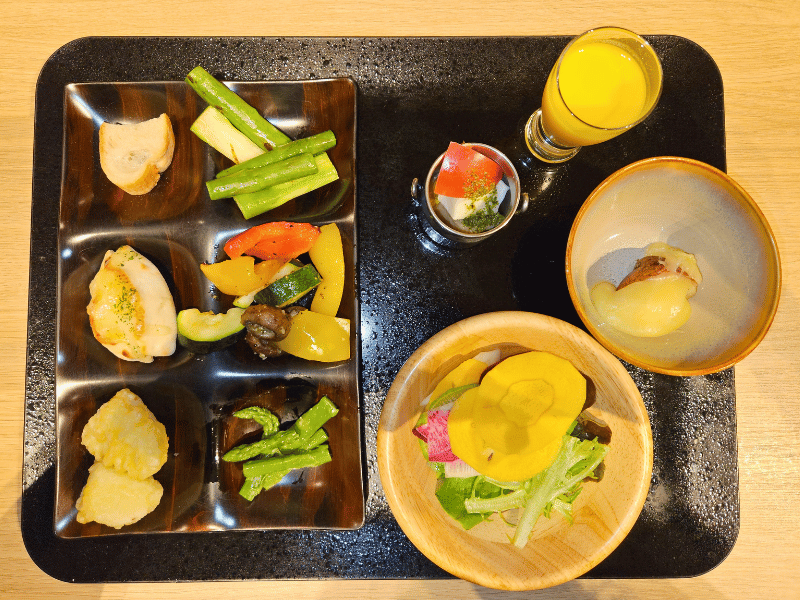 Abendessen im Hotel in Shiretoko