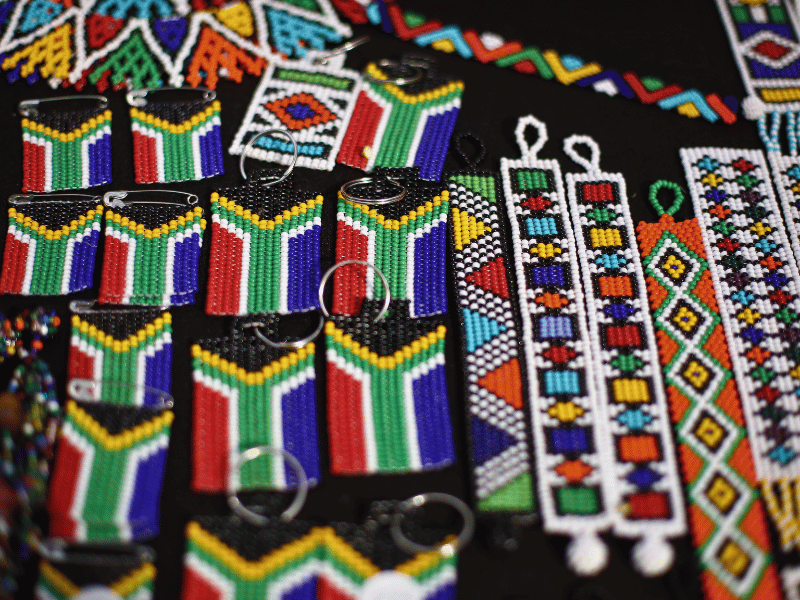 Südafrika Souvenirs mit Südafrika Flagge