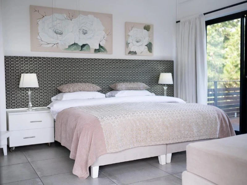 Graues Schlafzimmer in Hout Bay Südafrika