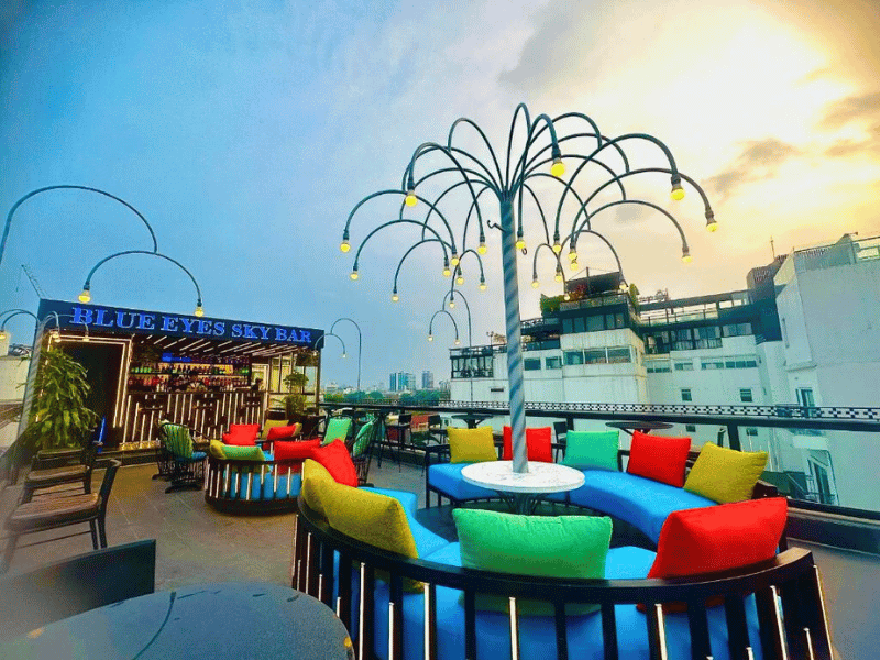 Rooftopbar in Hanoi Vietnam