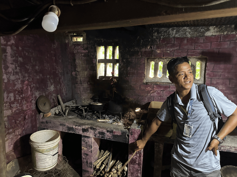 Besuch eines traditionellen Hauses bei Hue in Vietnam