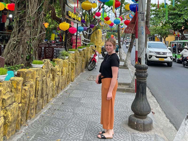 Vietnam Reisespezialistin Hanna