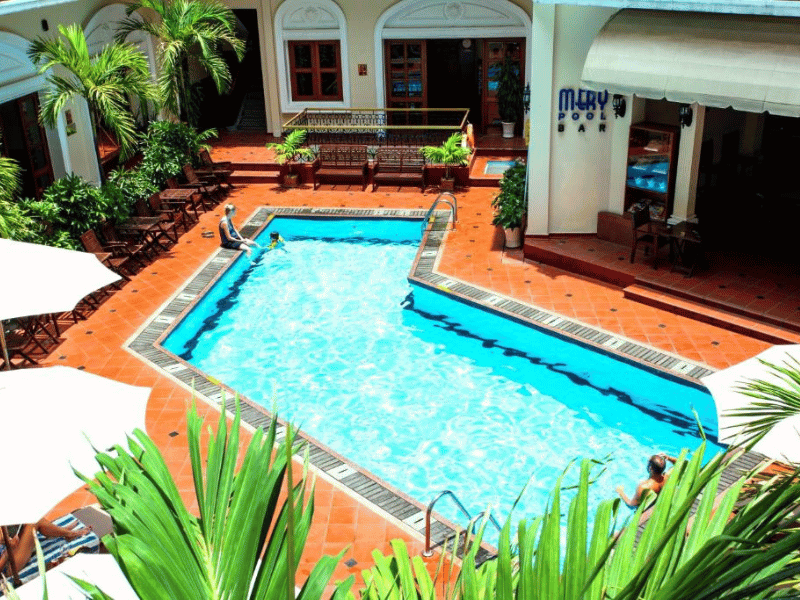 Pool im sehr komfortablen Hotel in Ho-Chi-Minh-City in Vietnam