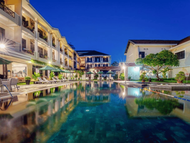 Pool im Hotel in Hoi An Vietnam