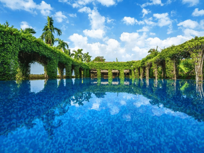 Pool in der Lodge am Mekong in Vietnam