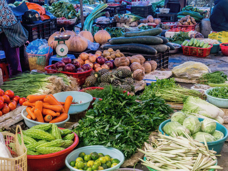 Markt mit frischem Gemüse in Sapa in Vietnam
