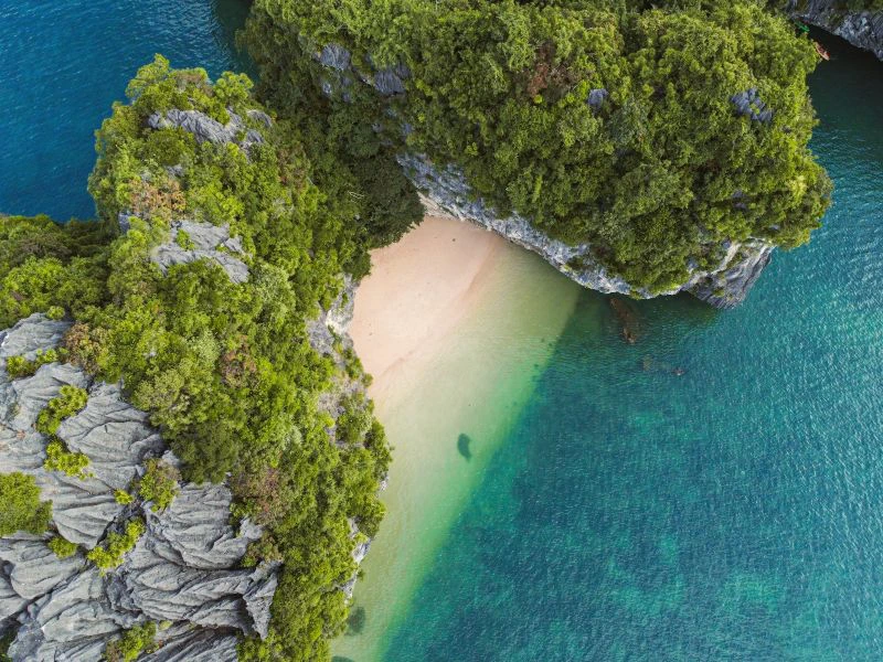 Halong Bai Tu Long Vietnam strandje