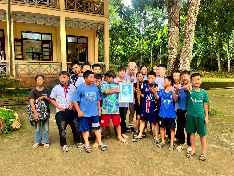 Schulklasse in einem Dorf bei Pu Luong in Vietnam