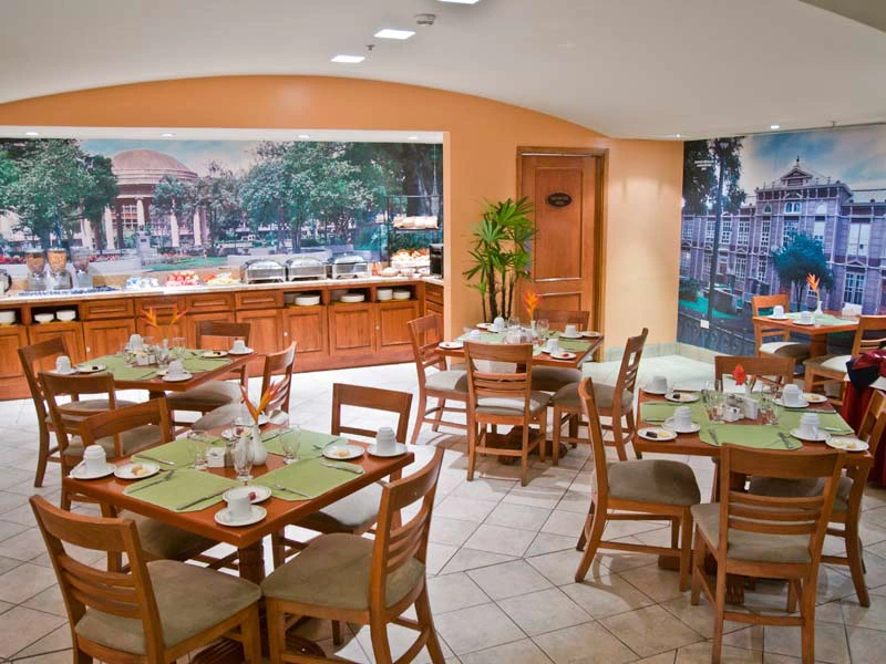 Frühstücksraum im Hotel in San Jose