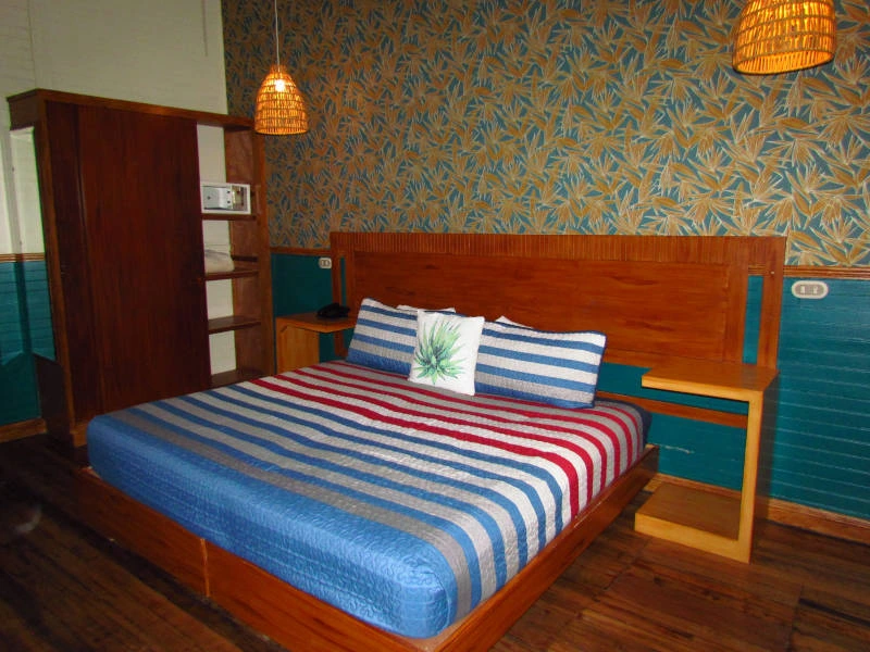 farbenfrohes Zimmer im Hotel in San Jose in Costa Rica