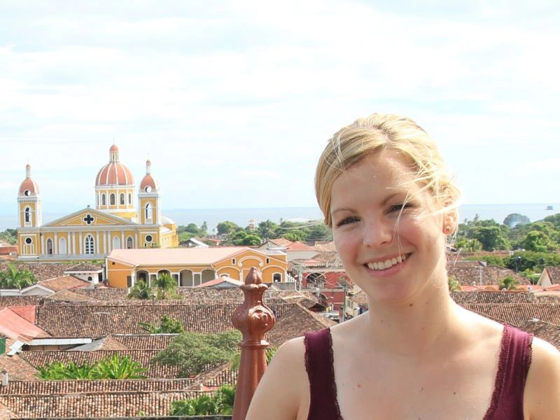 Reisespezialistin Julia in Granada