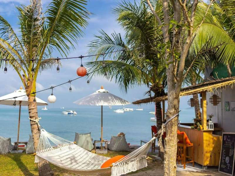 Strandbereich im Hotel auf Koh Samui in Thailand