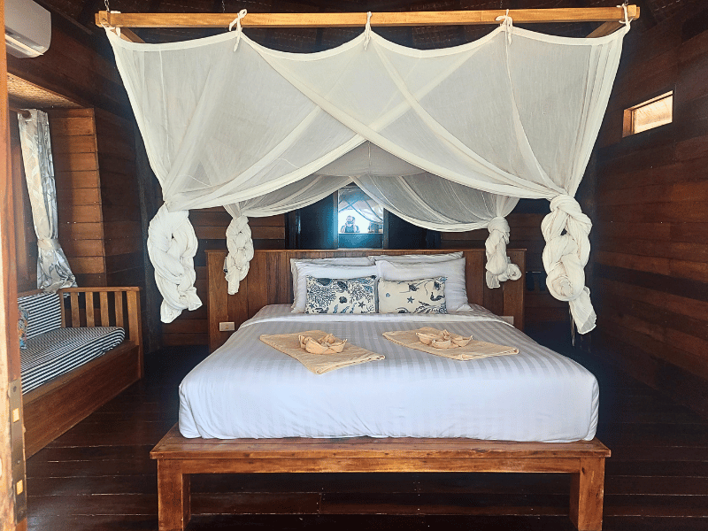 Hotelzimmer auf Koh Ngai Thailand