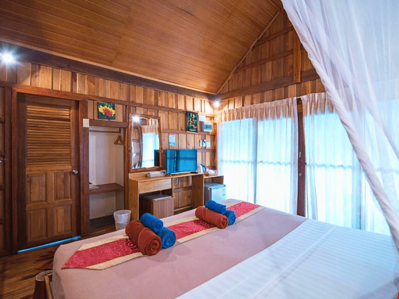 Doppelzimmer der Unterkunft auf Koh Yao Yai