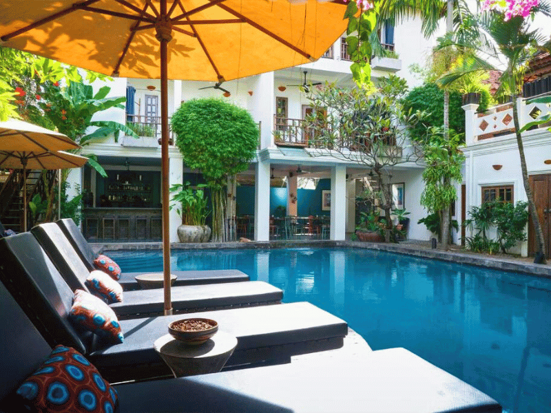 Hotelpool in Siem Reap Kambodscha