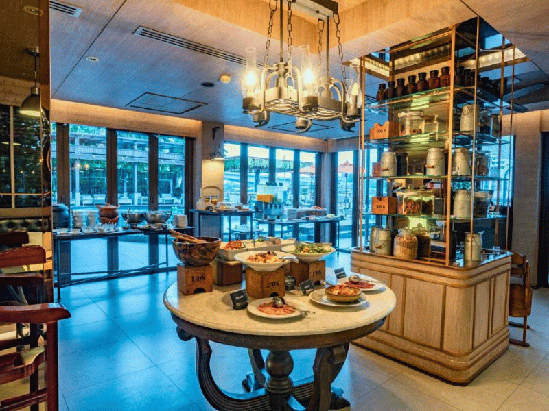 Restaurant im Komforthotel in Bangkok Thailand