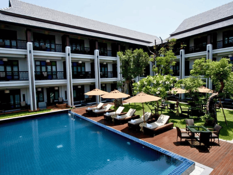 Pool im Hotel in Chiang Mai Thailand