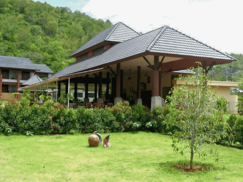 Hotel beim Khao Yao Nationalpark in Thailand