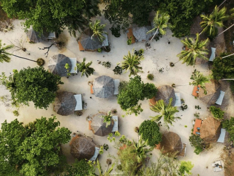Bungalows im Hotel auf Koh Ngai Thailand