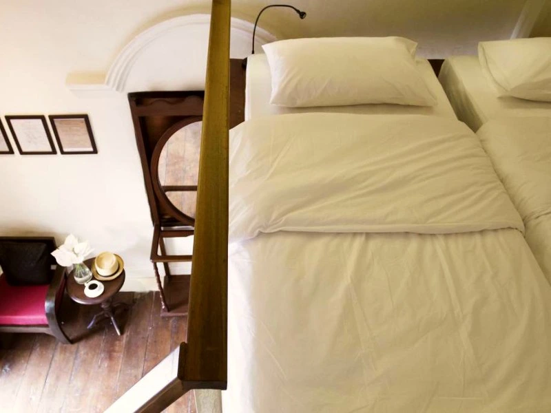 Zweistöckiges Hotelzimmer in Isaan in Thailand