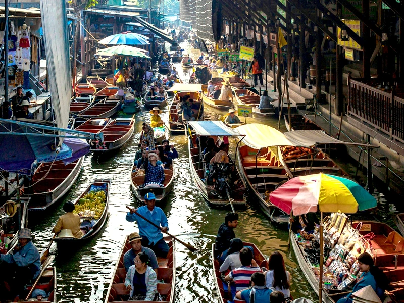 Schwimmender Markt in Bangkok