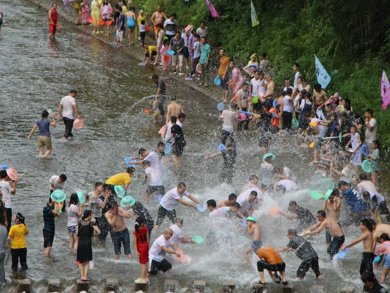 Songkran/Neujahresfest in Thailand