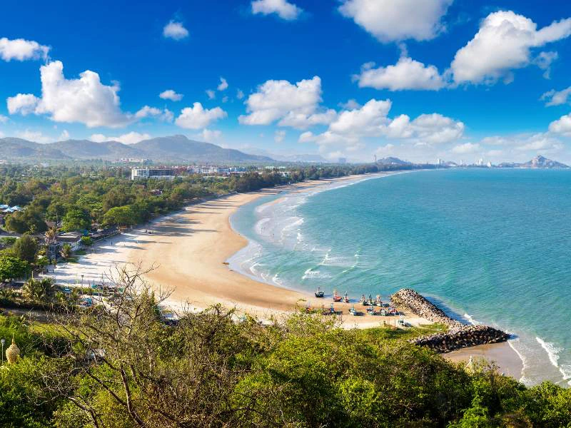 Lange Küste vor Hua Hin in Thailand