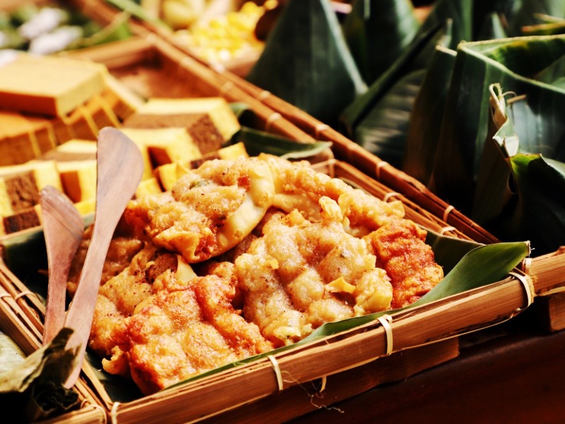 Lokales Streetfood in Bandung, Indonesien