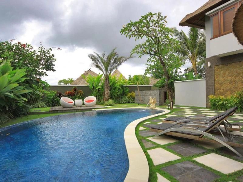 Hotelpool in jimbaran, Indonesien