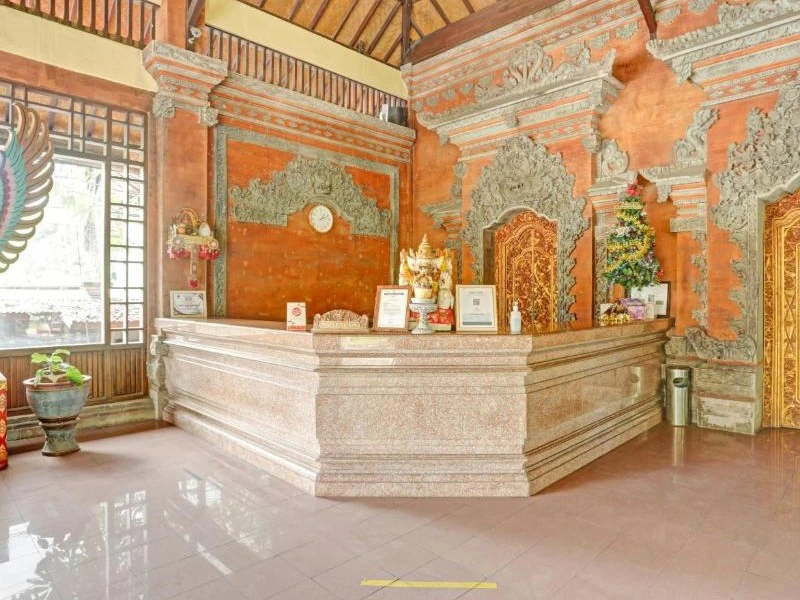 Hotelrezeption in Lovina auf Bali