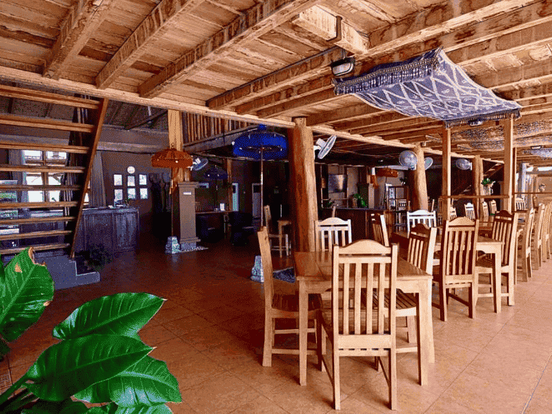 Restaurant im Hotel im Nordwesten von Sumba, Indonesien
